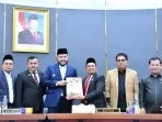 dprd-kota-padang-rapat-paripurna-dengarkan-pandangan-umum-fraksi-terhadap-r-apbd-tahun-2026