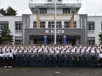 berangkat-pantukhirpus-ke-malang,-120-orang-calon-siswa-prajurit-tni-al-mendapat-pengarahan-dankodaeral-ii