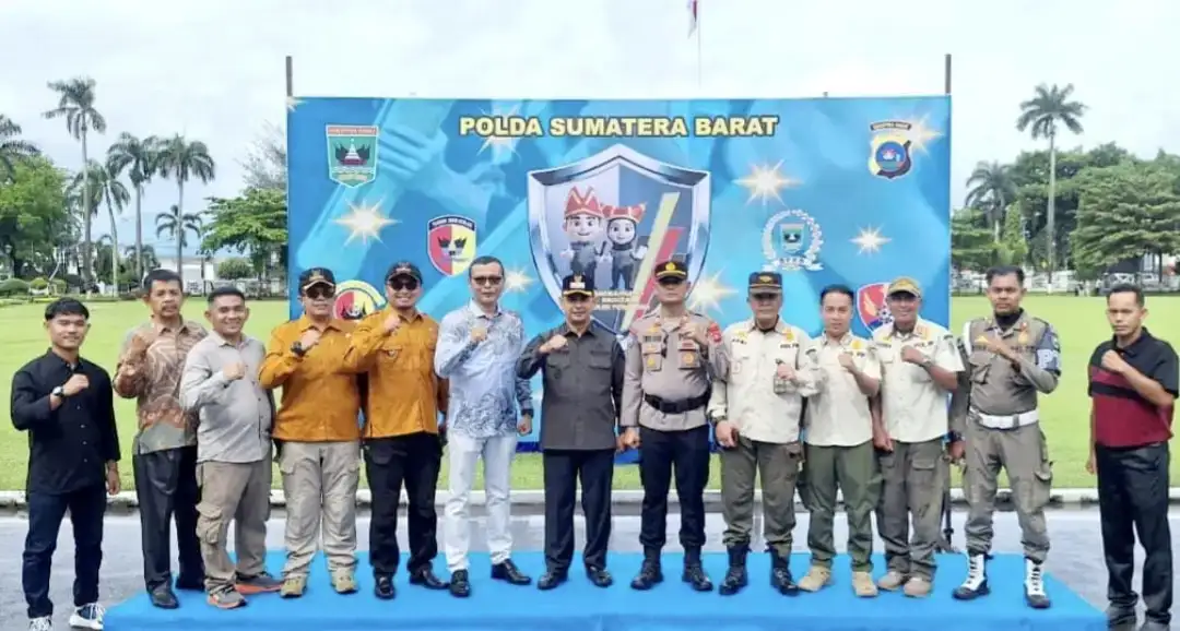 wabup-pasaman-h.-parulian-ikuti-apel-akbar-satkamling-dan-launching-satkamling-digital