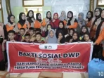 dwp-sumbar-gelar-bakti-sosial-hut-ke-26,-salurkan-wakaf-al-qur’an-ke-rumah-tahfiz-dan-panti-sosial