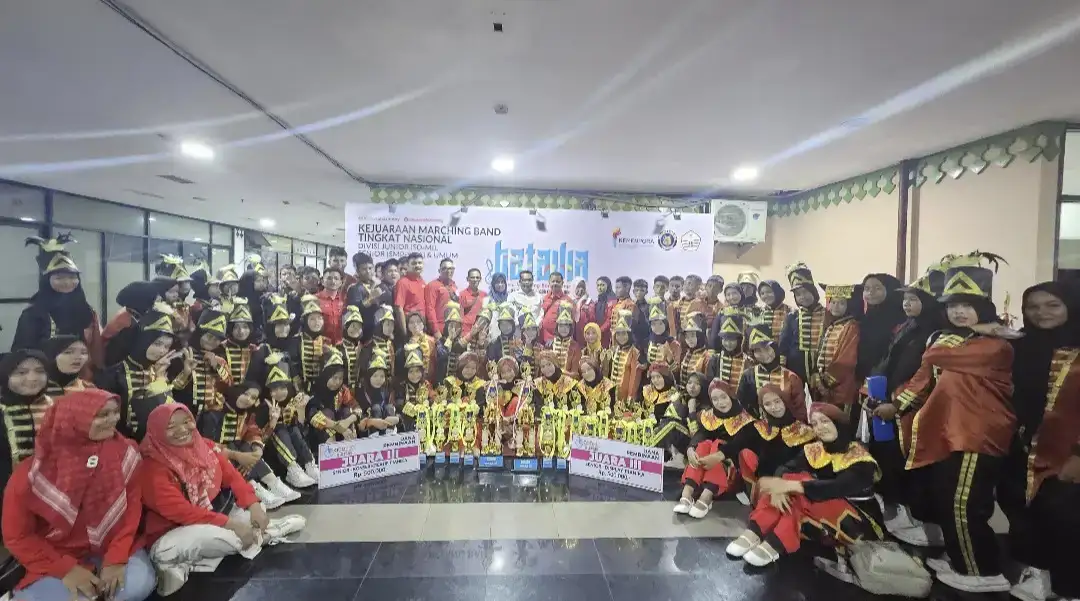 mtsn-1-pesisir-selatan-raih-juara-iii-nasional-pada-batavia-marching-band-competition-2025