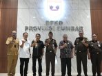 pimpinan-dprd-sumbar-sambut-kunjungan-silaturahmi-kajati