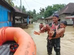 berkolaborasi-dengan-tim-daerah,-40-warga-berhasil-diselamatkan-babinpotmar-posal-air-bangis