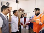 wako-fadly-amran-terima-bantuan-bencana-dari-santika-grup-dan-honda-gajah-motor
