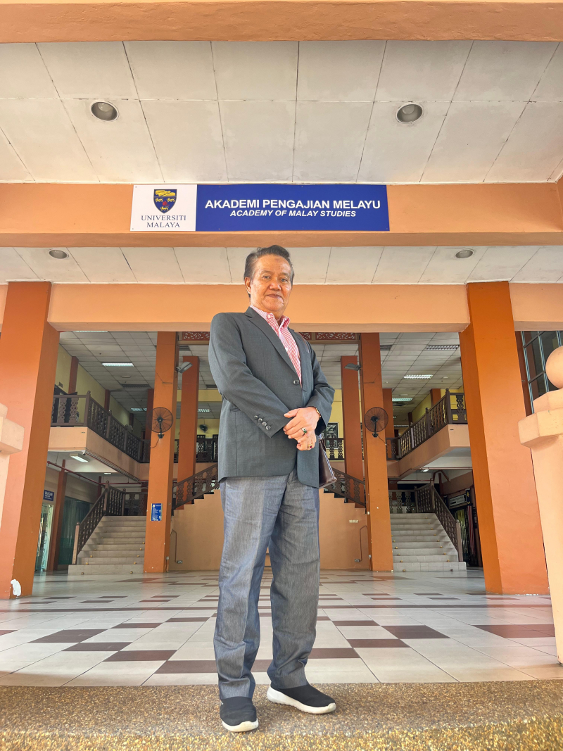 dosen-fbs-unp-kembali-diundang-sebagai-external-examiner-di-universiti-malaya