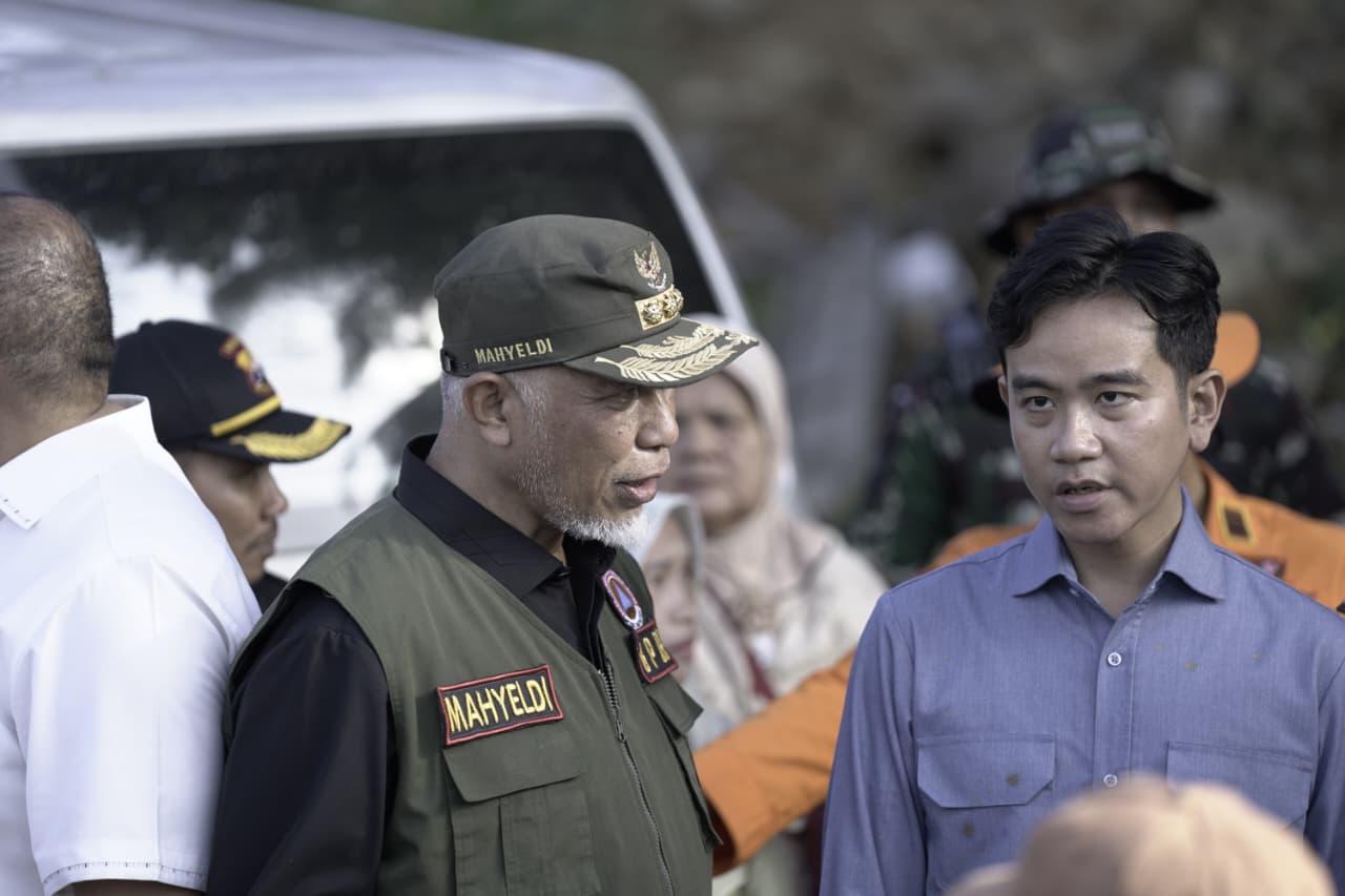 wapres-gibran-tinjau-korban-bencana-di-agam:-pastikan-bantuan-dan-pemulihan-dipercepat
