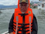 akses-terputus,-mahyeldi-naik-speedboat-sambangi-warga-sungai-batang-yang-terisolir