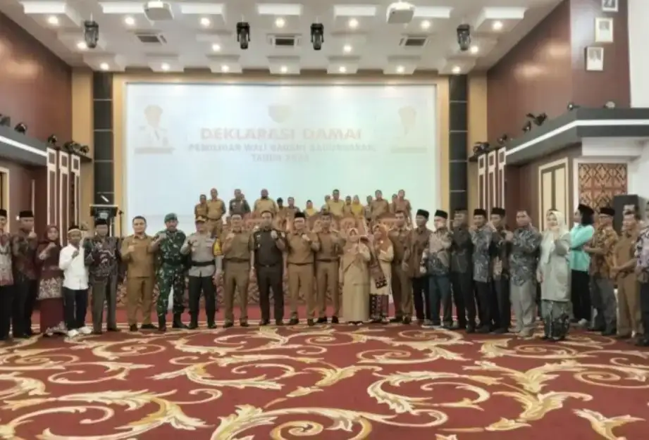 220-calon-wali-nagari-di-pessel-berikrar-wujudkan-pemilihan-badunsanak-dalam-pilwana-serentak-2025