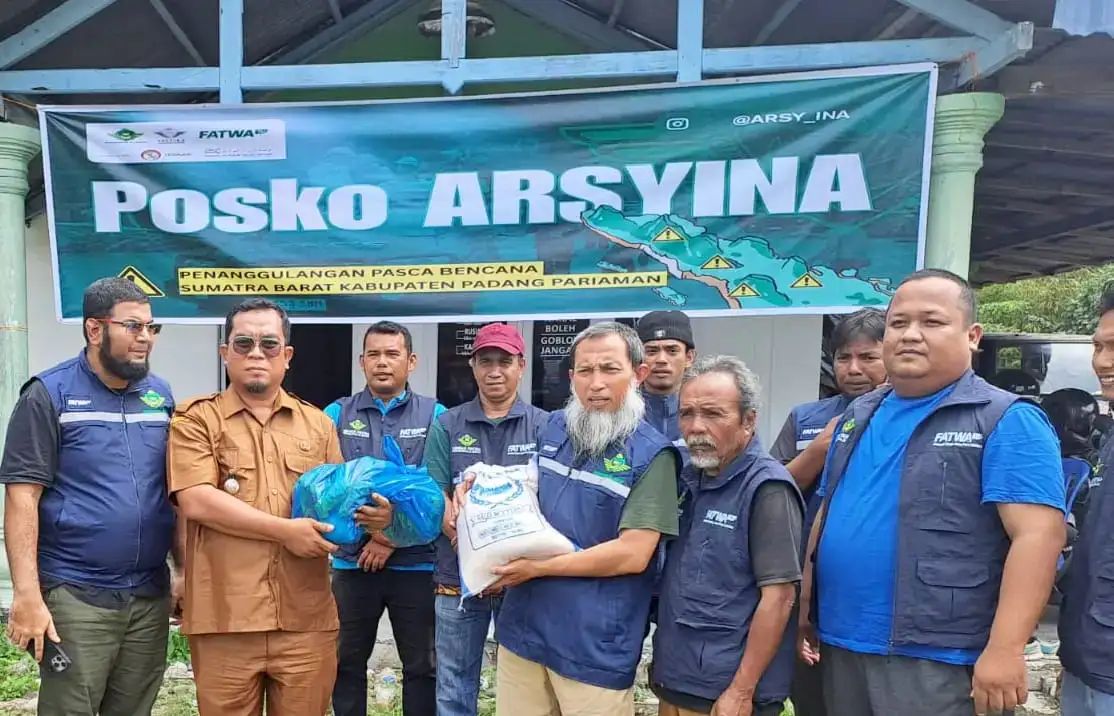 gelar-aksi-peduli-bencana-sumbar,-arsyina-didukung-karateka-lemkari-turun-bawa-bantuan