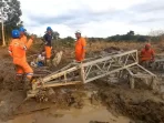 pln-terus-kebut-siang-malam-perbaiki-jalur-listrik-langsa-pangkalan-brandan