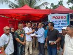 relawan-peduli-bencana-bantu-uang-tunai-untuk-warga-kampuang-tangah-dan-banda-cino-katapiang