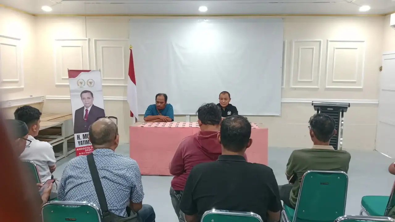 dari-awal-bencana,-muslim-m-yatim-salurkan-air-bersih-untuk-warga-terdampak