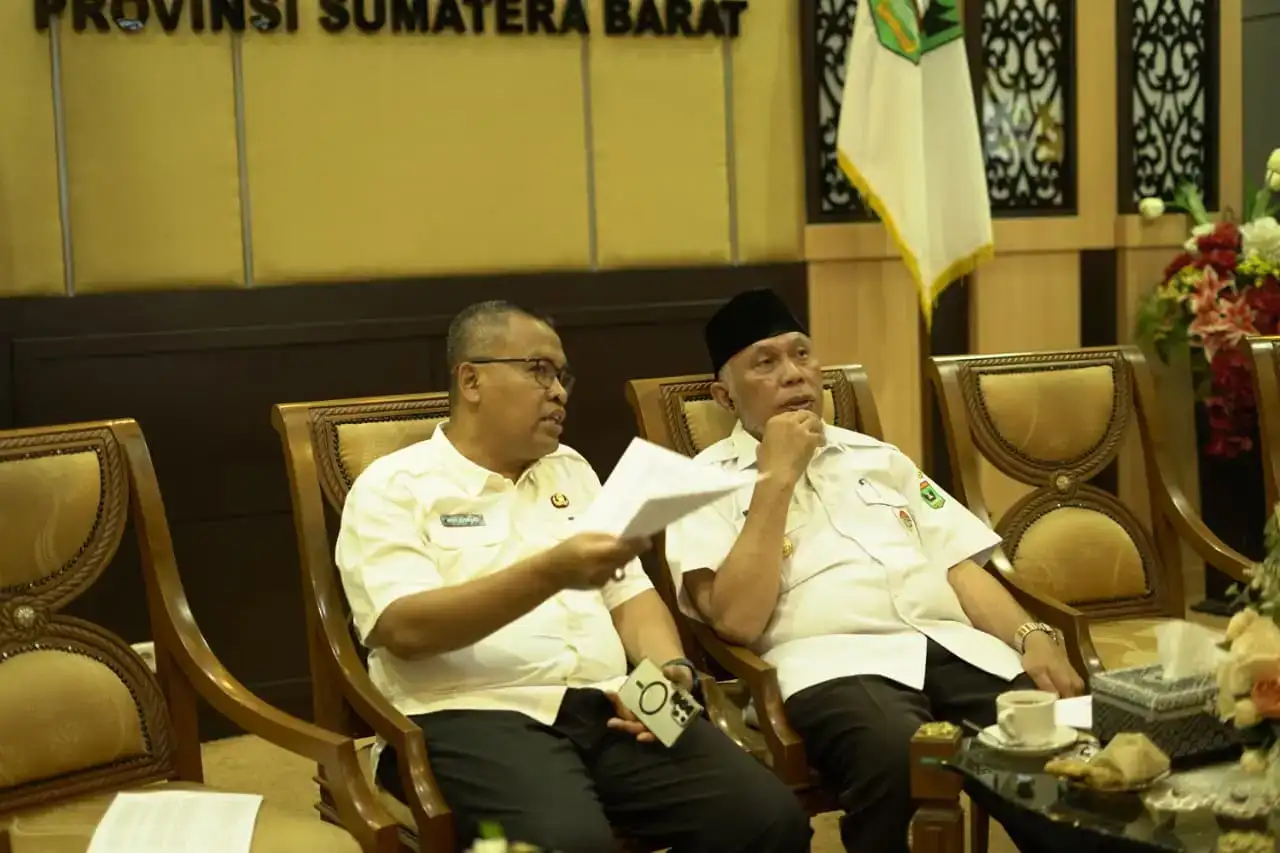 kinerja-pemprov-sumbar-dalam-penanganan-bencana-dan-pengelolaan-apbd,-mendapat-apresiasi-mendagri