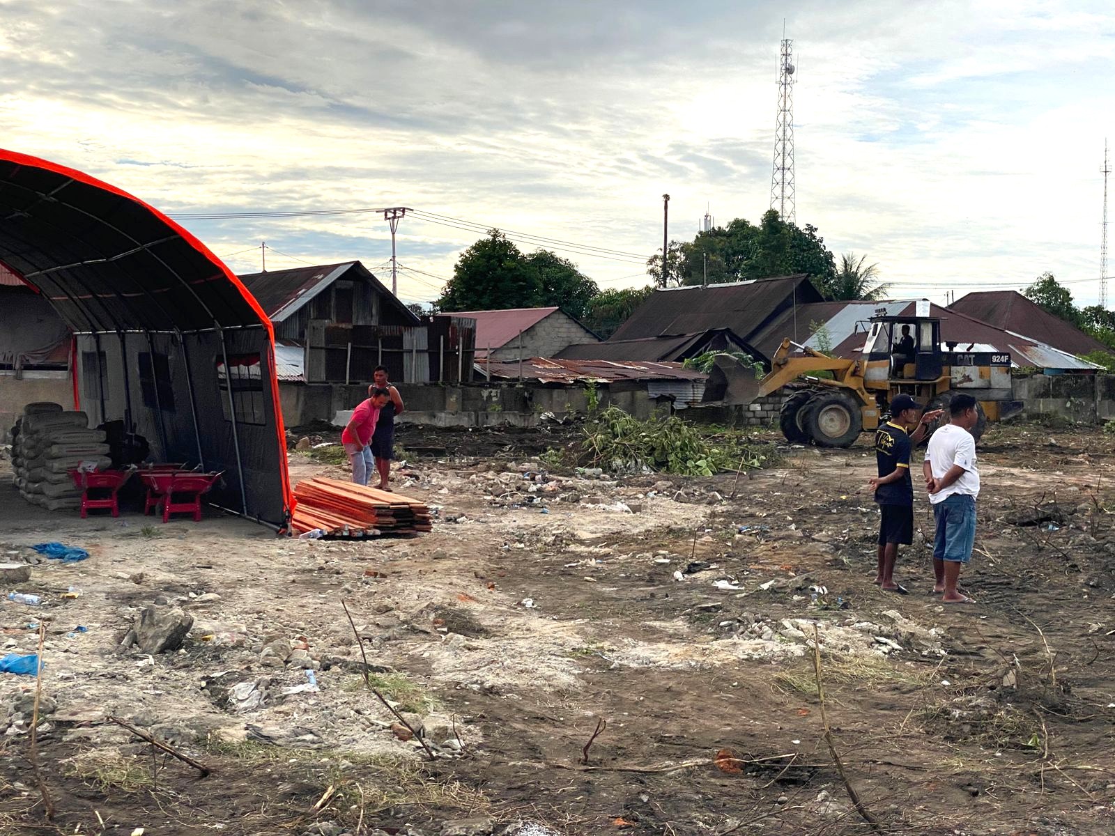 pemerintah-pacu-pemulihan-bencana,-huntara-huntap-jadi-prioritas-utama pemerintah-pacu-pemulihan-bencana,-huntara-huntap-jadi-prioritas-utama