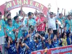 wawako-padang-tutup-festival-sepak-bola,-lahirkan-bibit-muda-potensial