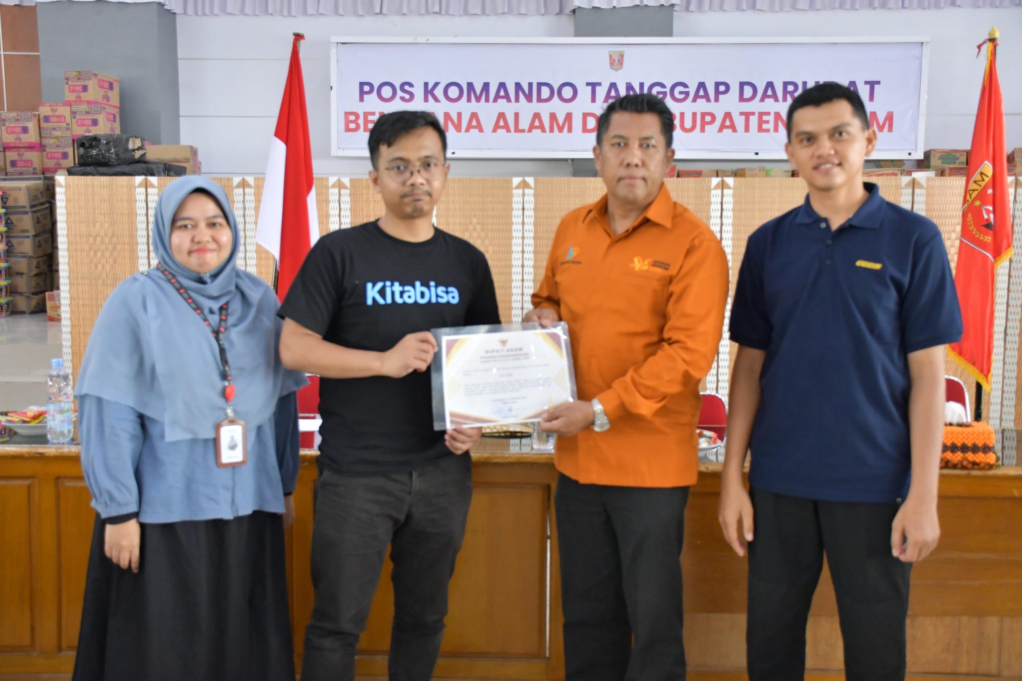 kitabisa-salurkan-rp1,1-miliar,-bantu-korban-bencana-agam-pulih