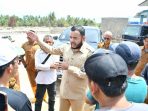 wako-fadly-amran-dampingi-sestama-bnpb-tinjau-kondisi-warga-terdampak-bencana