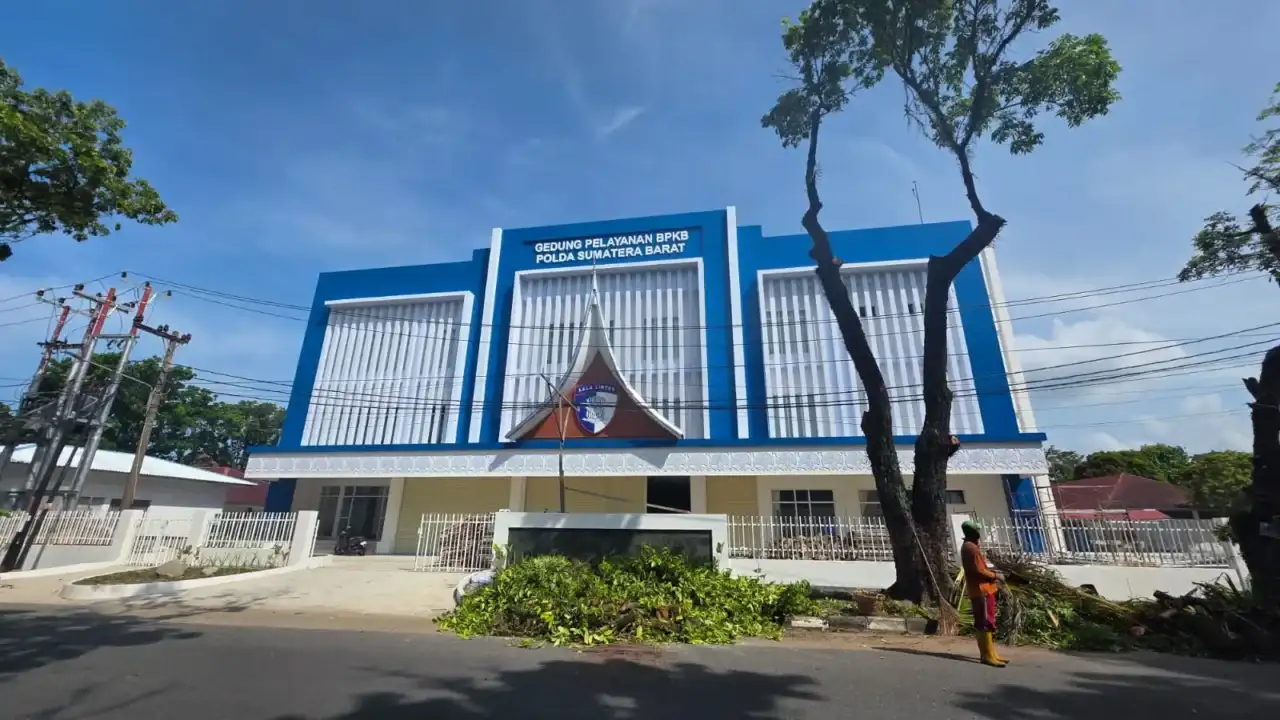 gedung-baru-pelayanan-bpkb-polda-sumbar-segera-beroperasi,-layanan-digital-dan-ramah-masyarakat