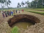 sinkhole-di-limapuluh-kota,-ini-kata-pakar-geologi-ugm