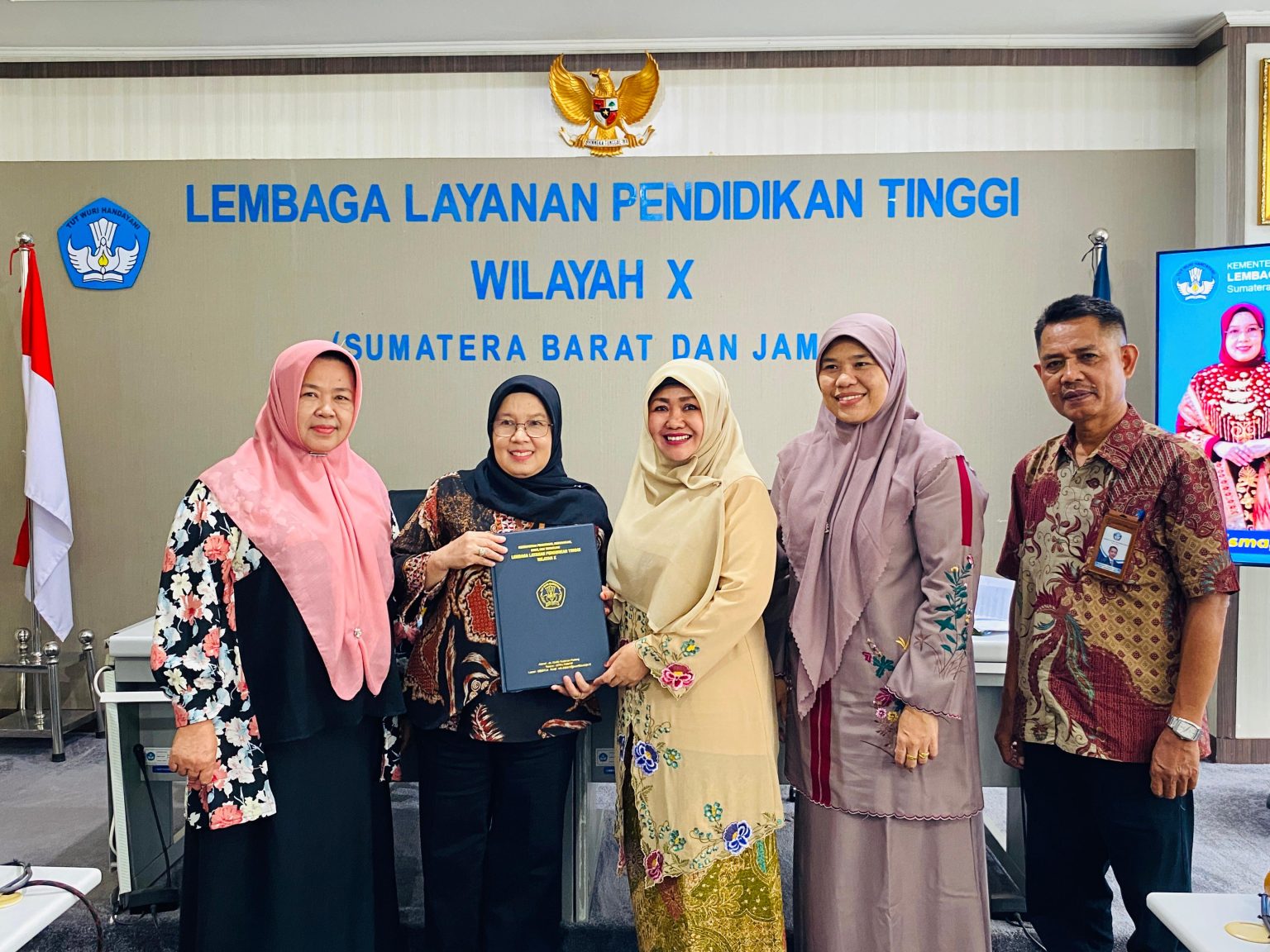 uin-imam-bonjol-padang-buka-prodi-aktuaria,-terima-sk-menteri uin-imam-bonjol-padang-buka-prodi-aktuaria,-terima-sk-menteri