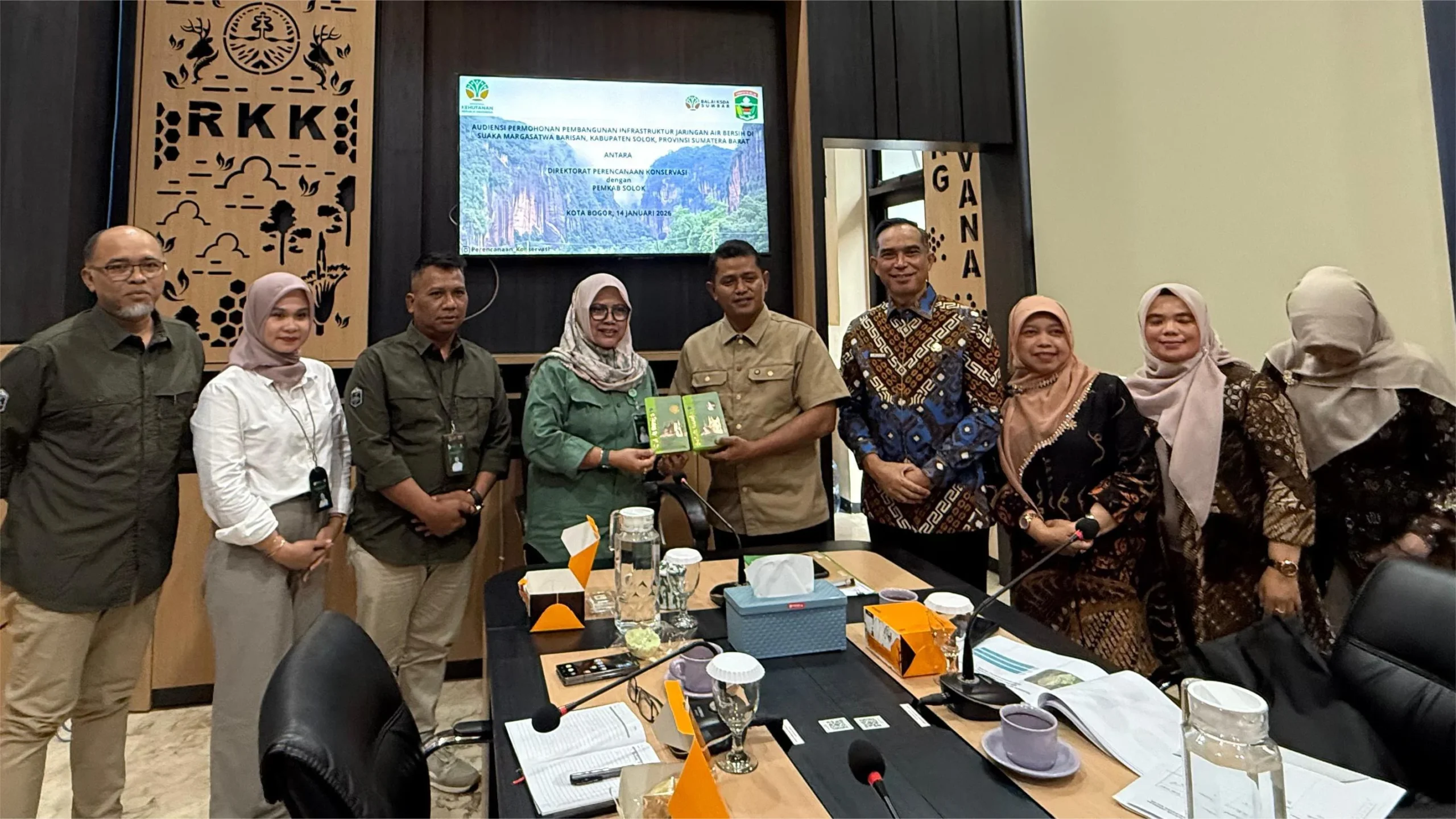 jaringan-air-bersih-lewati-kawasan-suaka-margasatwa,-bupati-solok-konsultasi-ke-kemenhut jaringan-air-bersih-lewati-kawasan-suaka-margasatwa,-bupati-solok-konsultasi-ke-kemenhut