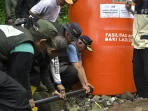 gubernur-mahyeldi-hadiri-pemasangan-pipanisasi-air-bersih-untuk-warga-terdampak-banjir-bandang-di-tanah-datar