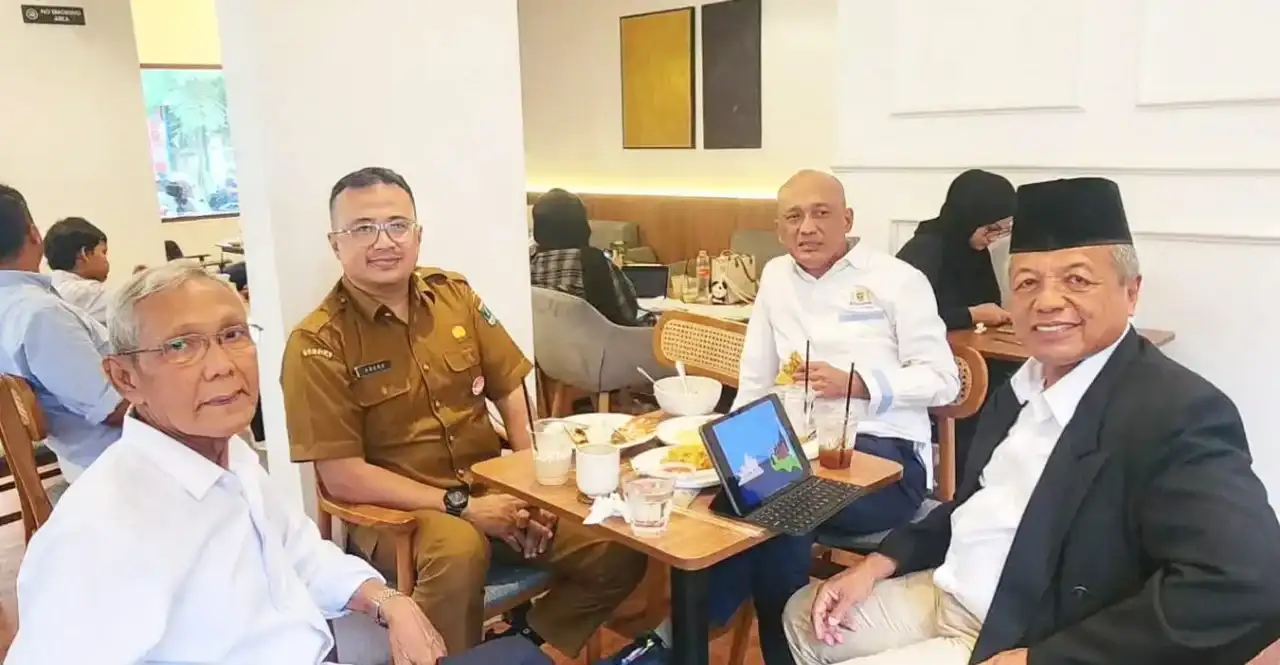 ketua-kadin-sumbar-bahas-isu-isu-kerjasama-sumbar-australia,-optimalisasi-ia-cepa