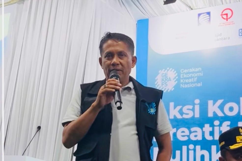 evi-yandri-apresiasi-kepedulian-gekrafs,-rayakan-hut-ke-7-di-huntara-limau-manis evi-yandri-apresiasi-kepedulian-gekrafs,-rayakan-hut-ke-7-di-huntara-limau-manis