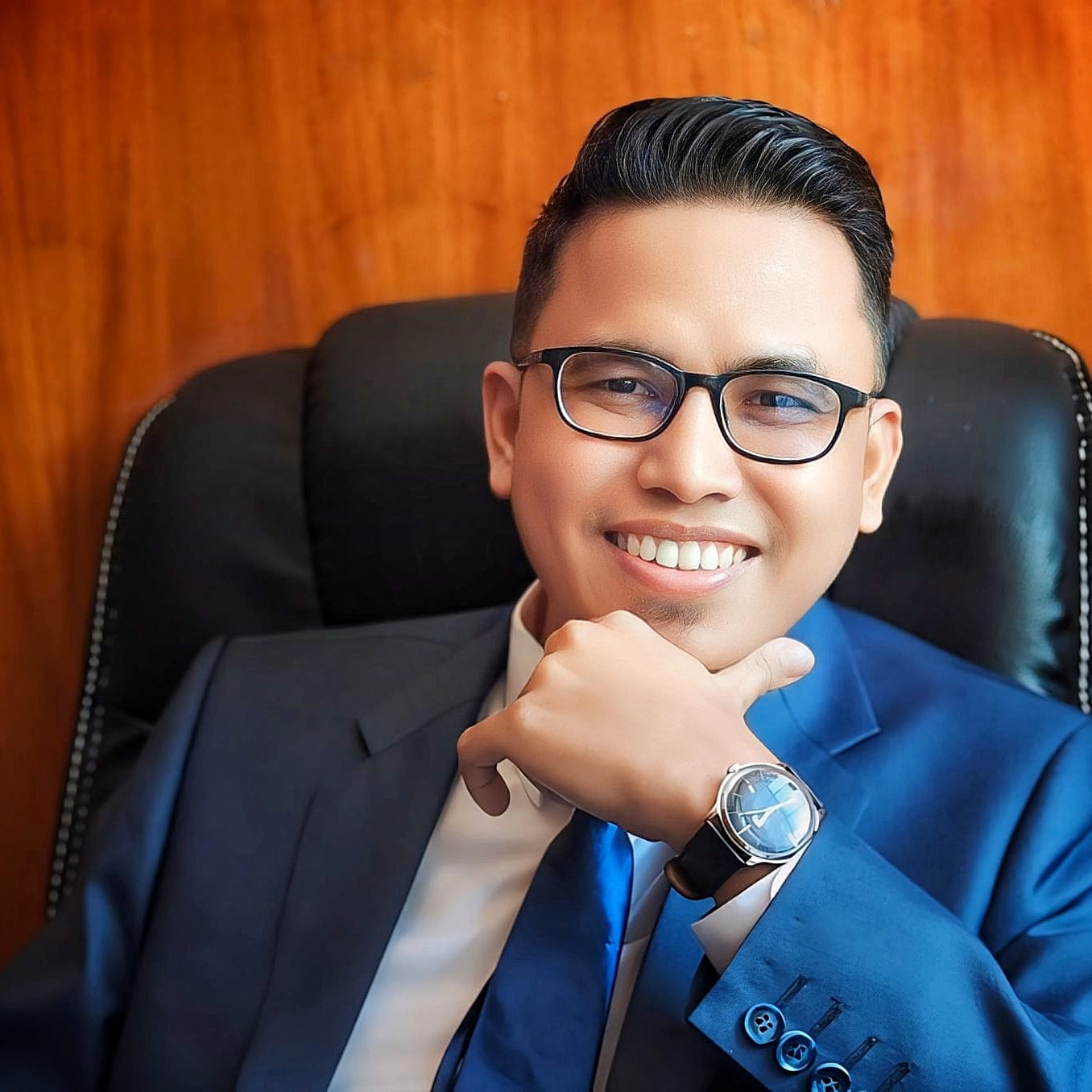 idham-fadhli-unggul-telak-di-konferensi-pwi-padang-pariaman