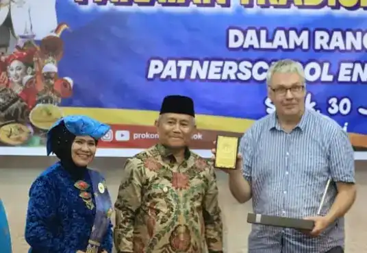 pemko-solok-perkenalkan-budaya-lokal-pada-program-student-exchange