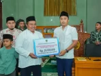 kunjungi-limapuluh-kota,-wagub-sumbar-vasko-ruseimy-serahkan-bantuan-rp25-juta-untuk-pembangunan-masjid-nurul-islam
