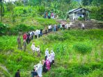wagub-vasko-bantu-rp25-juta-untuk-bedah-rumah-keluarga-hendri-di-solok-selatan