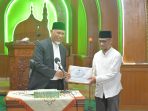 subuh-mubarakah-di-bukittinggi,-gubernur-mahyeldi:-puasa-mengajarkan-kepedulian-dan-kebersamaan