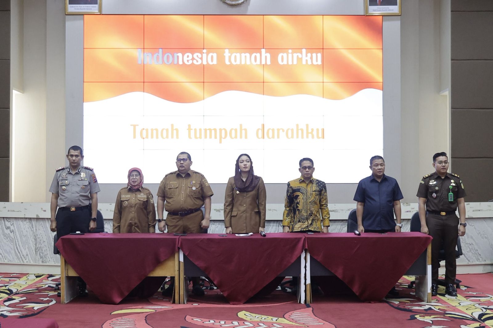 wakil-ketua-dprd-sumbar-evi-yandri-rajo-budiman-sosialisasikan-pajak-air-permukaan-di-dharmasraya wakil-ketua-dprd-sumbar-evi-yandri-rajo-budiman-sosialisasikan-pajak-air-permukaan-di-dharmasraya