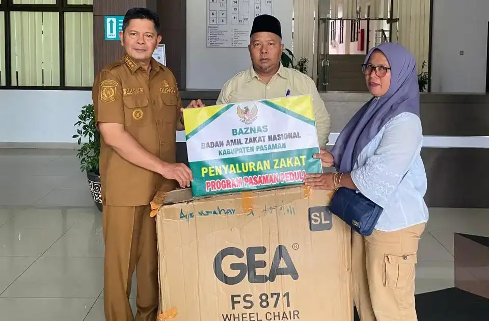 nurhayeti-di-jorong-petok-timur-memimpikan-kursi-roda,-bupati-welly-suhery-mewujudkannya nurhayeti-di-jorong-petok-timur-memimpikan-kursi-roda,-bupati-welly-suhery-mewujudkannya