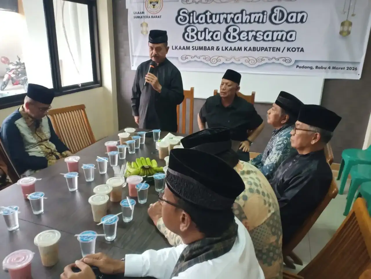 buko-basamo-lkaam-sumbar,-ketum-fb-dt.-sati-;-kita-akan-usulkan-perda-pidana-adat buko-basamo-lkaam-sumbar,-ketum-fb-dt.-sati-;-kita-akan-usulkan-perda-pidana-adat