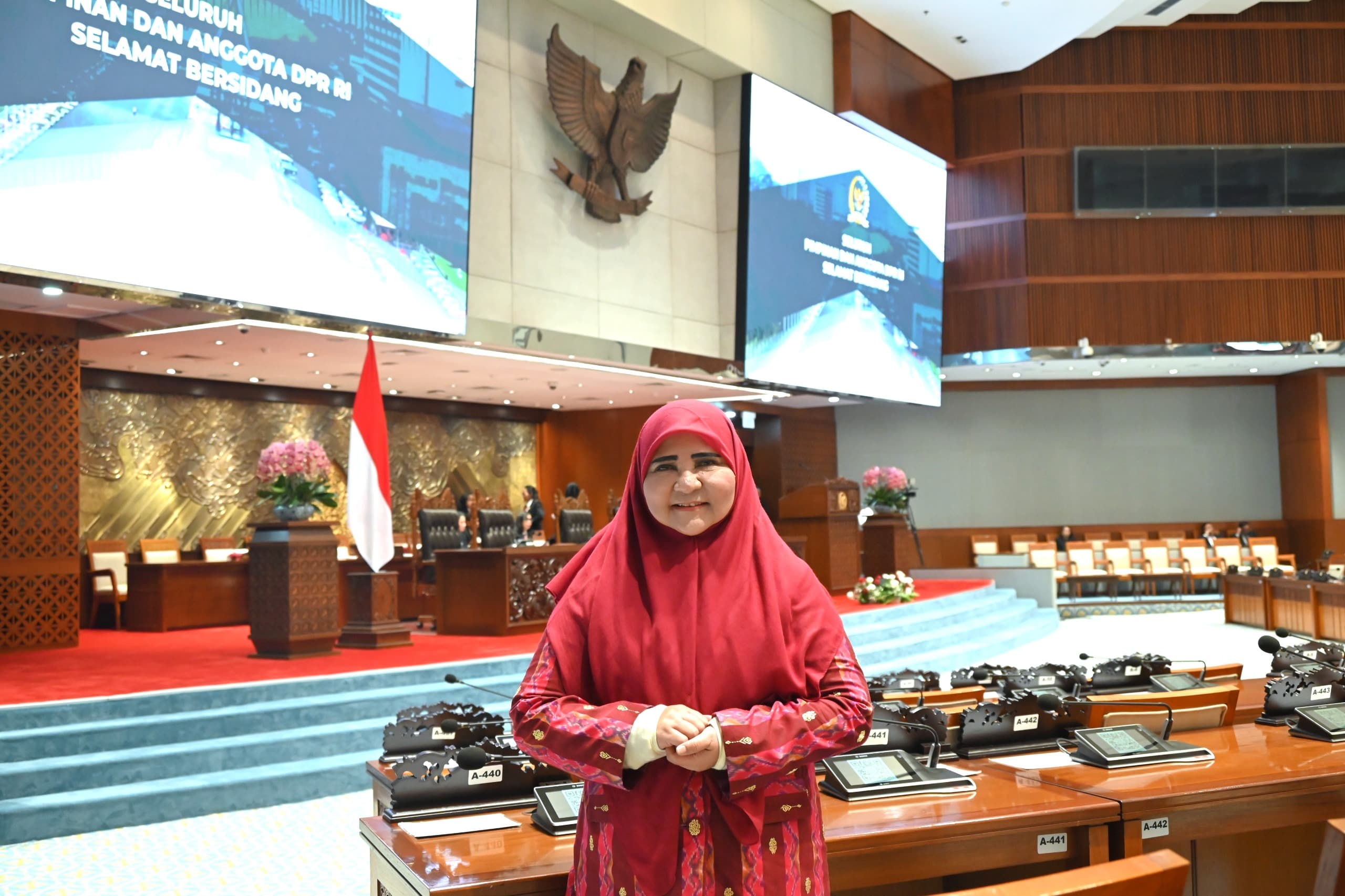 nevi-zuairina:-cegah-panic-buying-bbm-dengan-komunikasi-publik-yang-transparan nevi-zuairina:-cegah-panic-buying-bbm-dengan-komunikasi-publik-yang-transparan