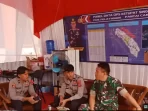 kolaborasi-anggota-koramil-03/iv-jurai-ciptakan-kamtibmas-di-lokasi-wisata-pantai-carocok