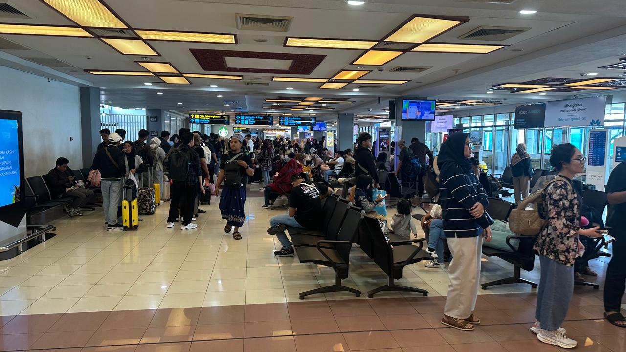 tiket-penerbangan-padang-jakarta-terpantau-ludes-hingga-4-april-2026 tiket-penerbangan-padang-jakarta-terpantau-ludes-hingga-4-april-2026