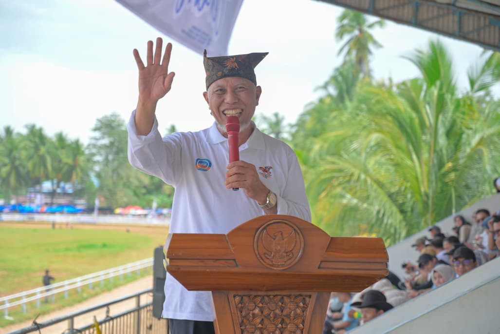 dorong-pariwisata-dan-ekonomi-daerah,-gubernur-mahyeldi-buka-pacu-kuda-padang-pariaman-2026 dorong-pariwisata-dan-ekonomi-daerah,-gubernur-mahyeldi-buka-pacu-kuda-padang-pariaman-2026