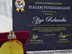 zigo-rolanda-terima-medal-of-honor-“bakti-untuk-negeri”-dari-jps,-tegaskan-komitmen-untuk-masyarakat-sumbar