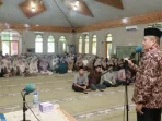 ratusan-guru-hadiri-tabligh-akbar-pgri-kota-payakumbuh-di-masjid-istiqomah-koto-nan-ampek