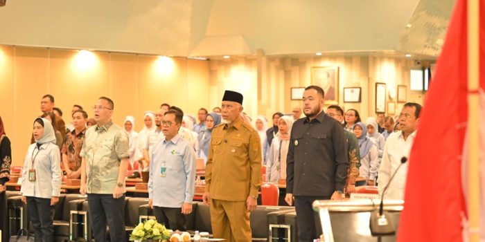 wako-fadly-amran-ikut-sambut-tim-penilai-rsup-dr-m-djamil-dari-bappenas 