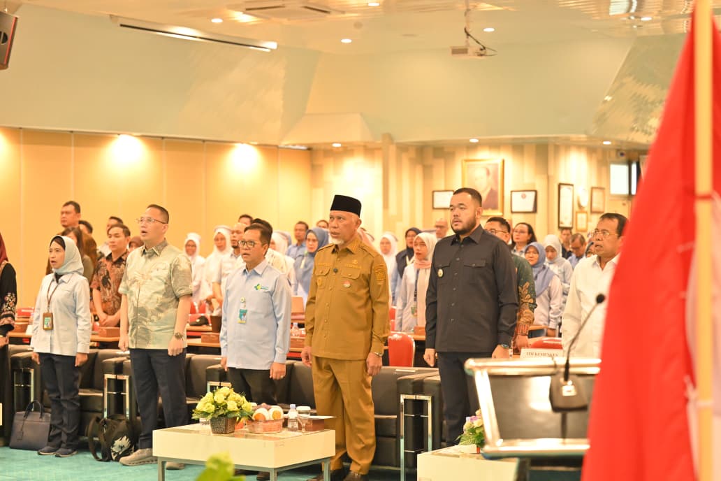 wako-fadly-amran-ikut-sambut-tim-penilai-rsup-dr-m-djamil-dari-bappenas 