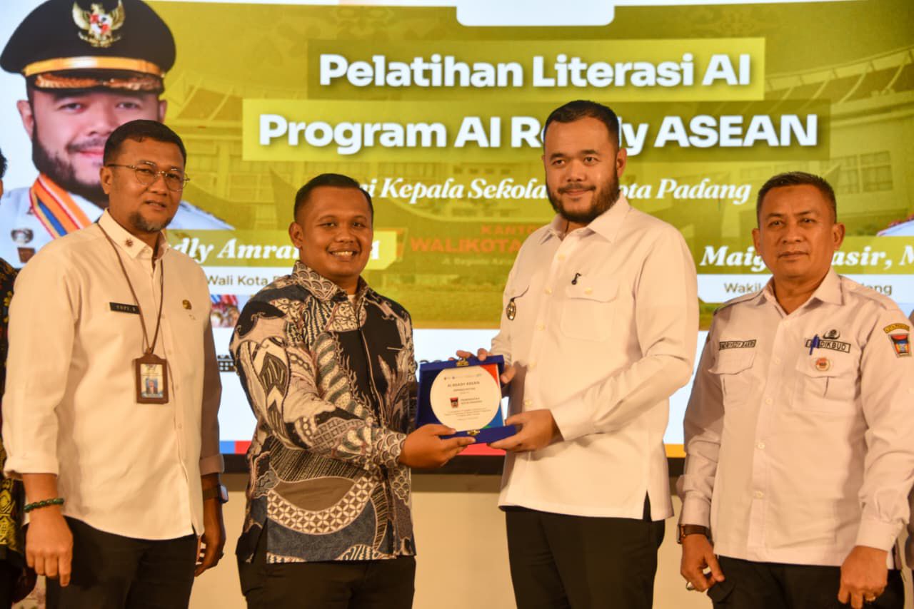 pemko-padang-percepat-transformasi-digital-melalui-pelatihan-kecerdasan-buatan pemko-padang-percepat-transformasi-digital-melalui-pelatihan-kecerdasan-buatan