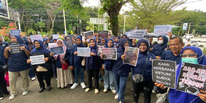 dpw-nasdem-sumbar-minta-majalah-tempo-minta-maaf-pada-surya-paloh