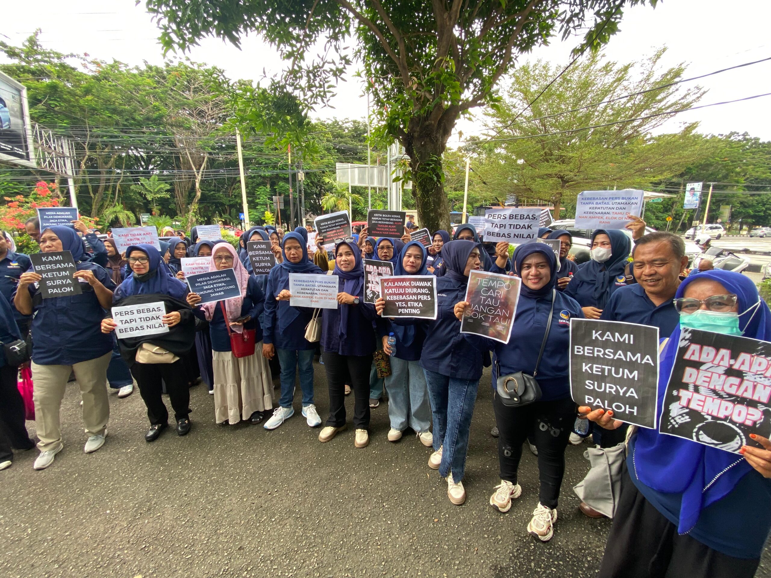 dpw-nasdem-sumbar-minta-majalah-tempo-minta-maaf-pada-surya-paloh