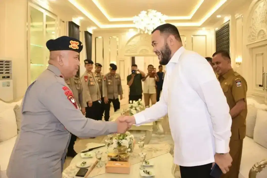 wali-kota-padang-fadly-amran-apresiasi-kunjungan-danpas-i-korbrimob-polri wali-kota-padang-fadly-amran-apresiasi-kunjungan-danpas-i-korbrimob-polri