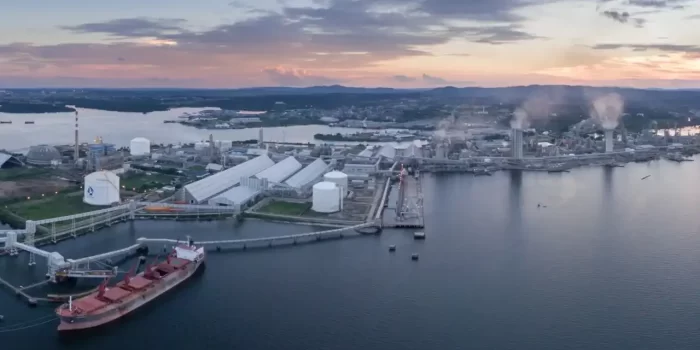 pupuk-indonesia-jaga-pasokan,-siap-ekspor-urea-saat-aman