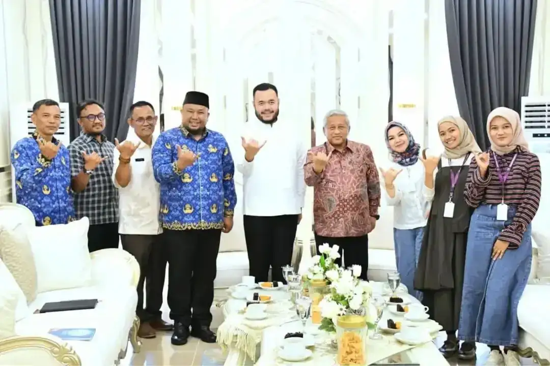 komut-muhammad-nuh-komit-kolaborasi-bank-mega-syariah-dan-perumda-am-kota-padang.